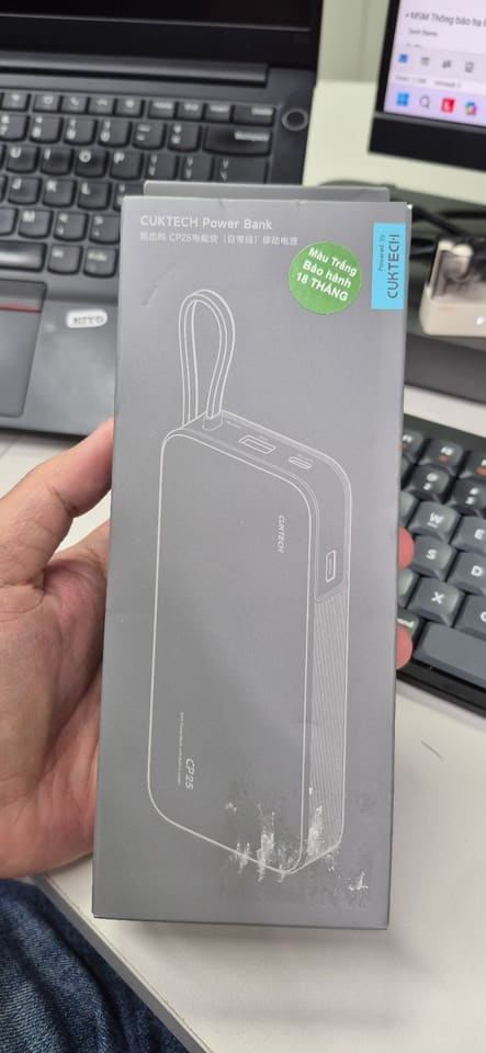 Pin cuktech 55w.
Sạc nhanh tốt cho Laptop và các điện thoại.