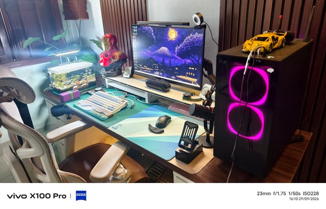 Thử thách góc máy dưới 50 m.
*Case: i5 12k400f,3050 6G,ram 16,ssd 512,psu 550w,main msi b760m (~15m tại thời điểm mua)
*Bàn ikea :2m
*Ghế CTH :3m
*Màn Philip 27inch :3m
*Loa Bose Companion 2 :3m
* Đèn đóm linh tinh :2m
* Tranh treo + cây cỏ + lam sóng gỗ :3m
* Gear :bàn phím Nova 75max 800k,chuột VGN Dragonfly 3 master 700k,đèn màn hình lymax 300k,kê bàn phím 500k(Tạm tính 3m)
* Mô hình BID trong hội nhóm đấu giá 300k,(iron man giấy tự gián treo tường +đèn 200k)
* Bể cá : 500k
##Total:35 Triệu##